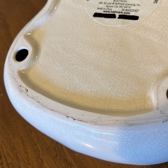 Hallmark, Snowman dish, 10”x7”, ceramic, shoes some use. - Picture 4 of 4